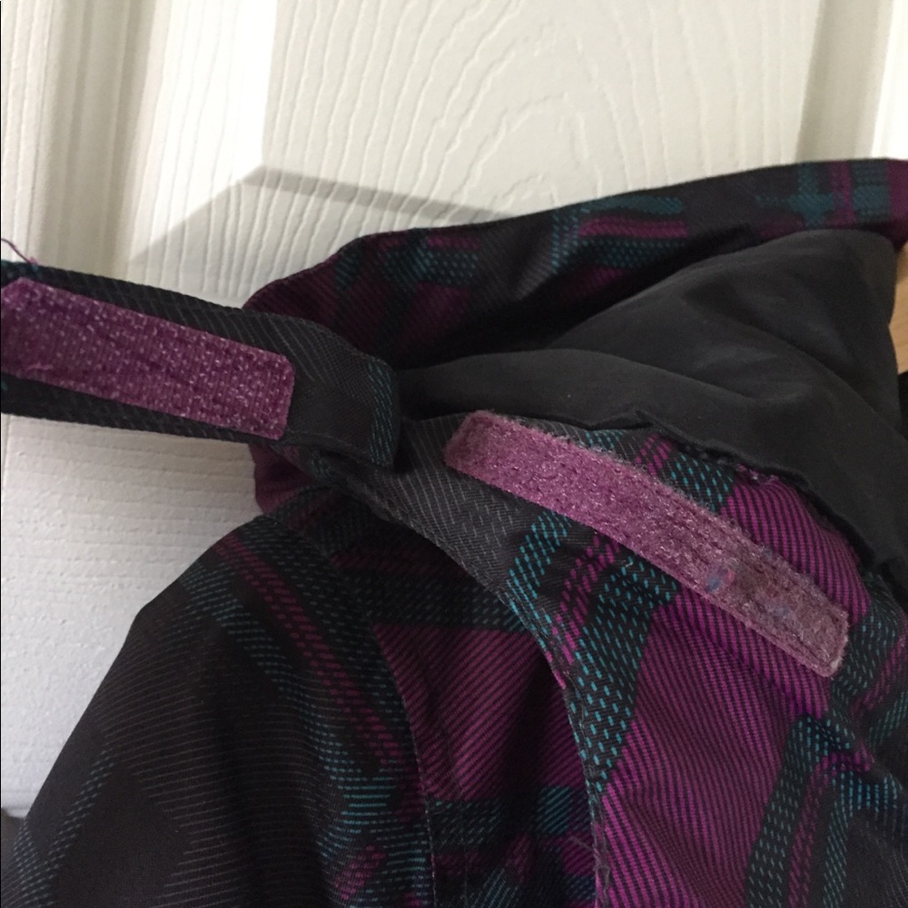 Coat from Tag - Picture 4 of 12